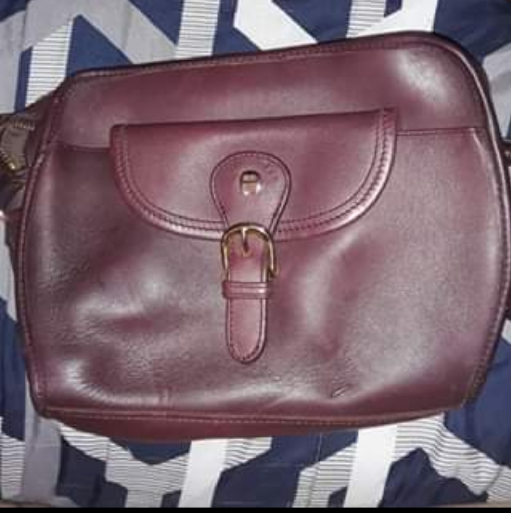 Vintage leather purse